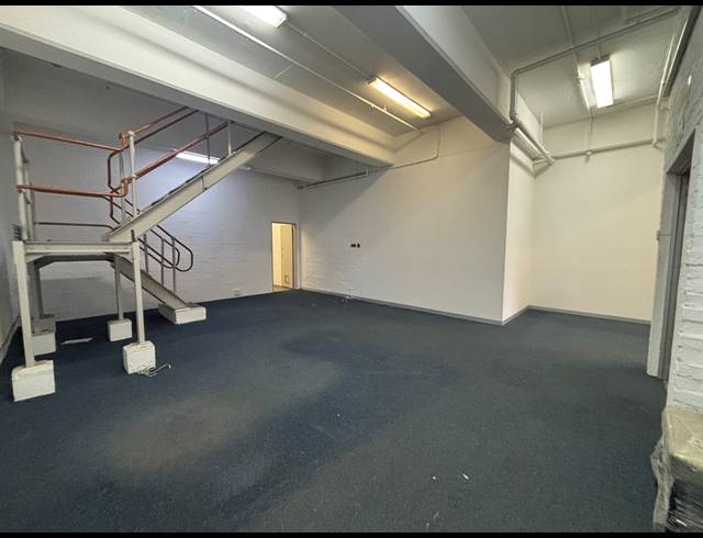 1,024M² OFFICE TO LET IN BELLVILLE SOUTH